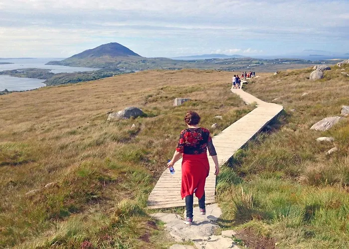 Апартаменты 704