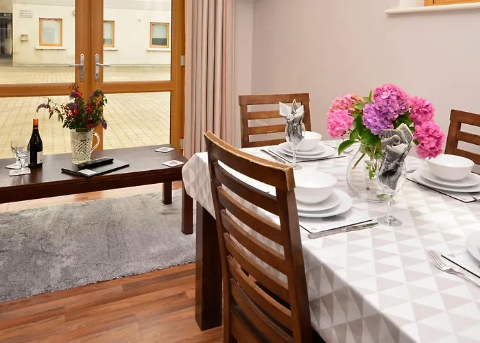 Апартаменты 704 *